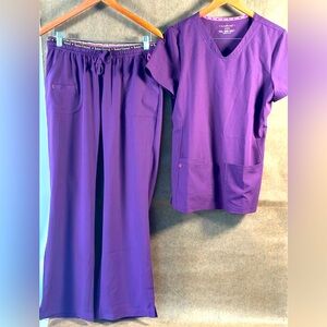 NEW HEART SOUL PURPLE SCRUB SET